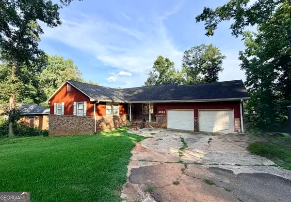 4992 Green Oak Drive Sw, Lilburn, GA 30047
