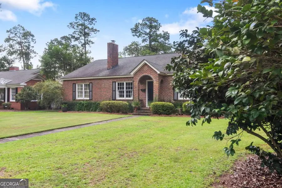 910 6th Avenue, Albany, GA 31701 - #3