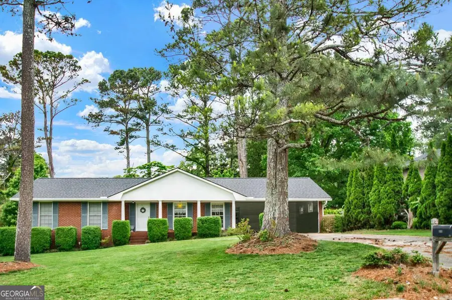 5597 Bob White Circle Nw, Lilburn, GA 30047 - #2