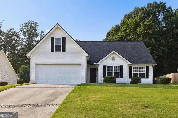3752 Chesapeake Trace Lane, Flowery Branch, GA 30542