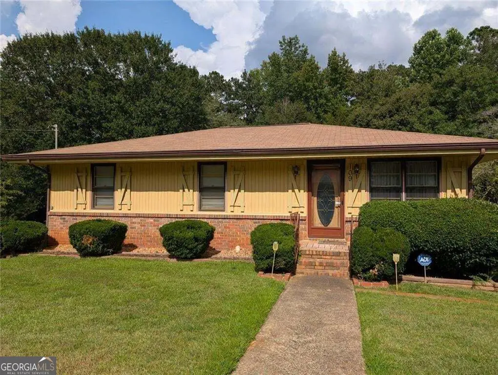 109 7th Street, Carrollton, GA 30117 - #1