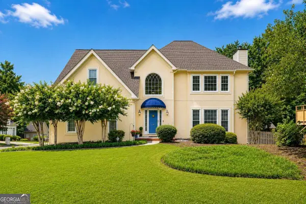 3607 Tree View Drive, Snellville, GA 30078