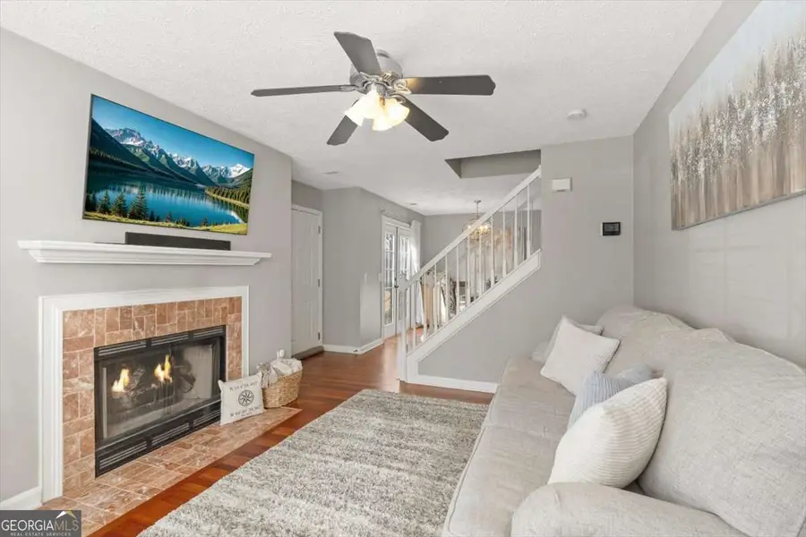 1061 Daventry Crossing, Woodstock, GA 30188 - #2
