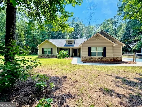 6648 Luthersville Rd, Gay, GA 30218