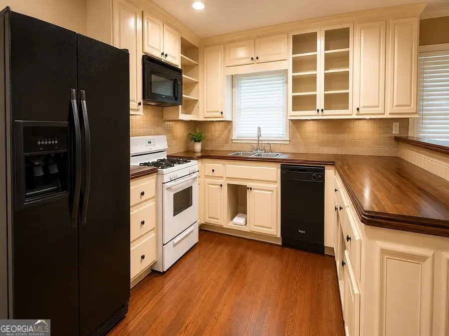 2732 Oldknow Drive Nw, Atlanta, GA 30318 - #2