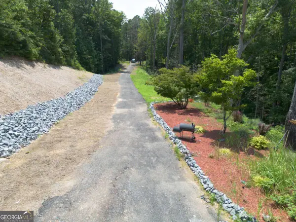 4650 Twin Pines Road Se, Acworth, GA 30102