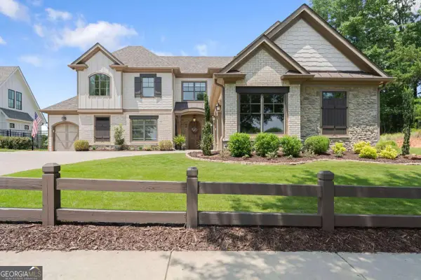 6866 S Bluff Court, Gainesville, GA 30506