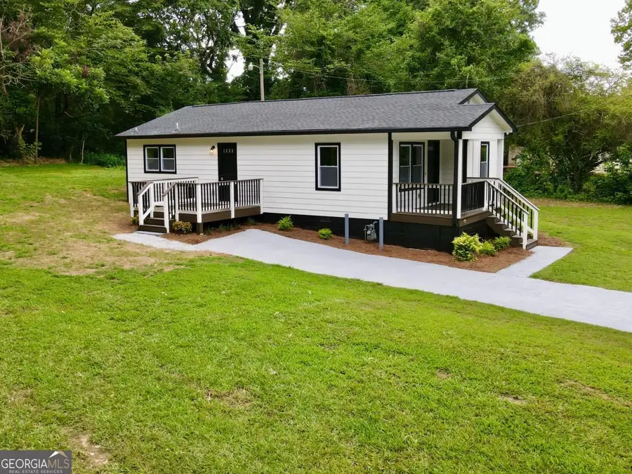 522 Spring Street, Carrollton, GA 30117 - #2