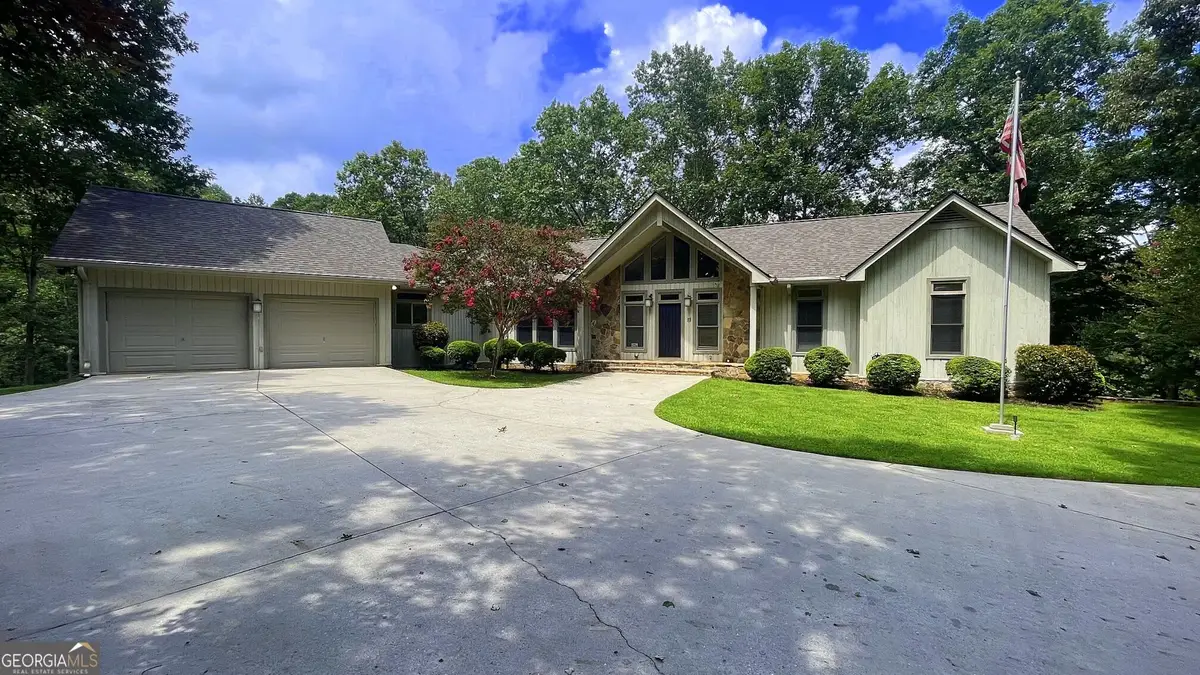 156 Thundering Waters Drive, Cornelia, GA 30531 - #1