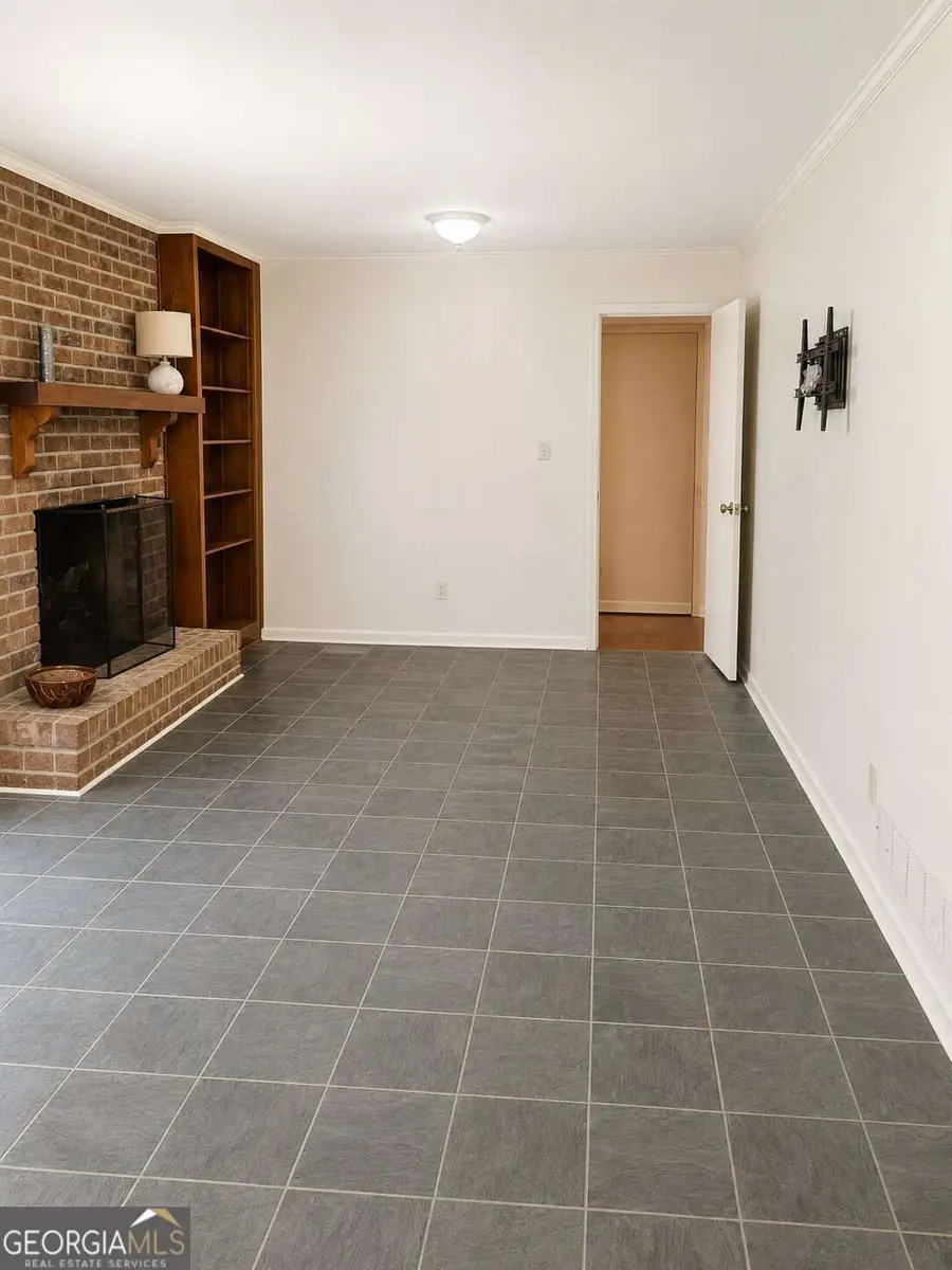 897 Hearthstone Drive, Stone Mountain, GA 30083 - #2