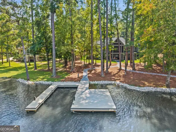 1281 Snug Harbor Drive, Greensboro, GA 30642