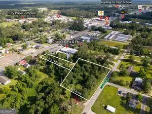 340 S Main St, Baxley, GA 31513 - #2