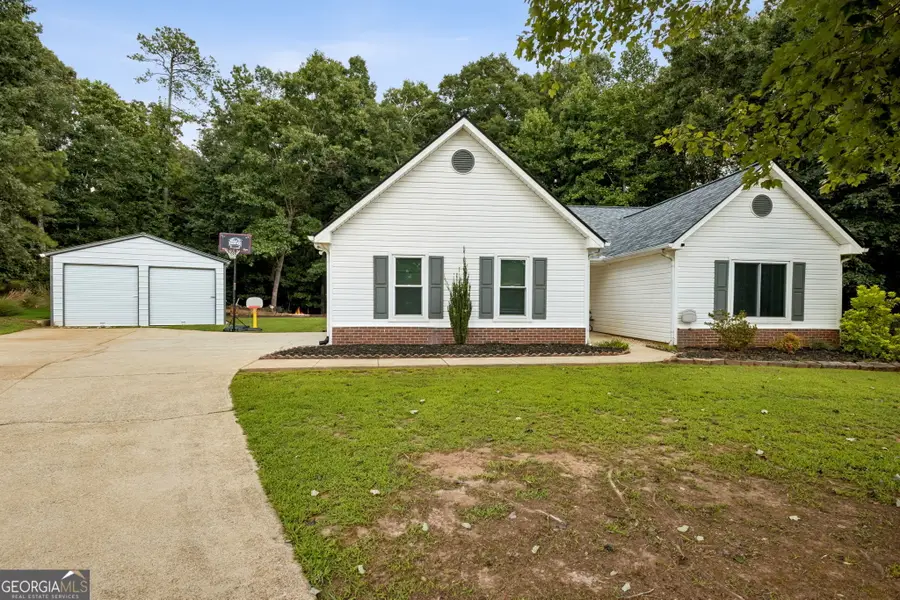 6253 Glen Port Circle, Flowery Branch, GA 30542 - #2
