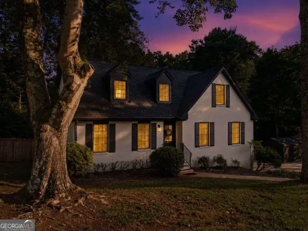 1465 Dallas Circle Sw, Marietta, GA 30064