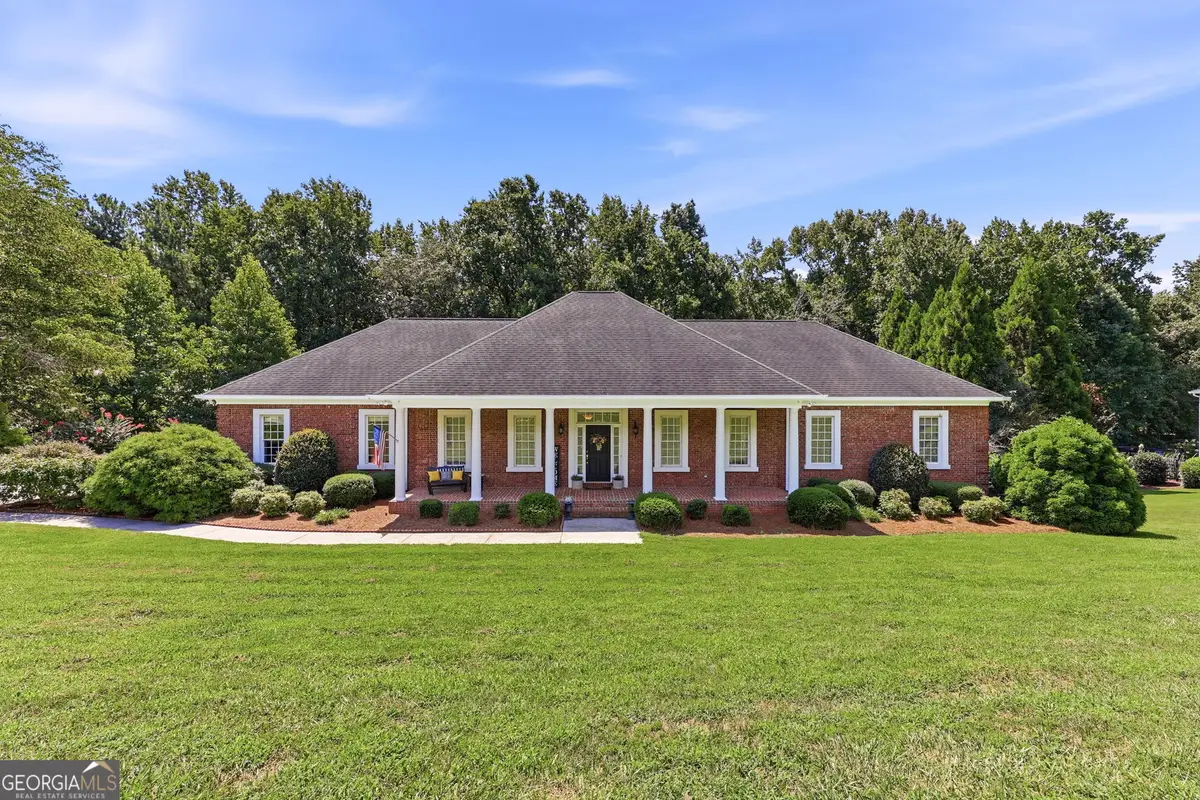 4593 Montclair Circle, Gainesville, GA 30506 - #1
