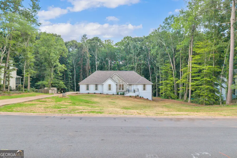 150 Indian Bluff Drive, Sharpsburg, GA 30277 - #2
