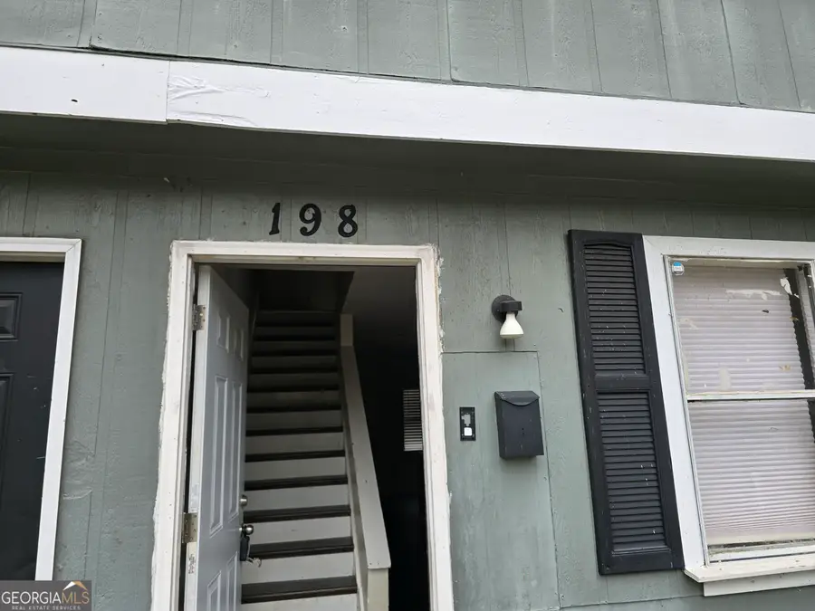 200 Washington Street, Barnesville, GA 30204 - #2