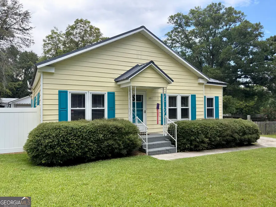 201 Georgia Avenue, Sylvania, GA 30467 - #2