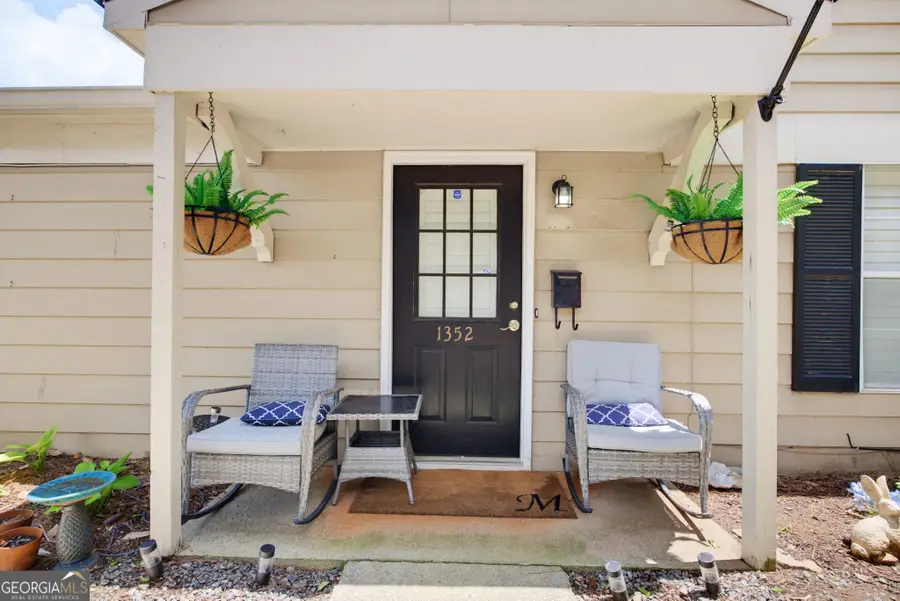 1352 Old Coach Road Sw, Marietta, GA 30008 - #2