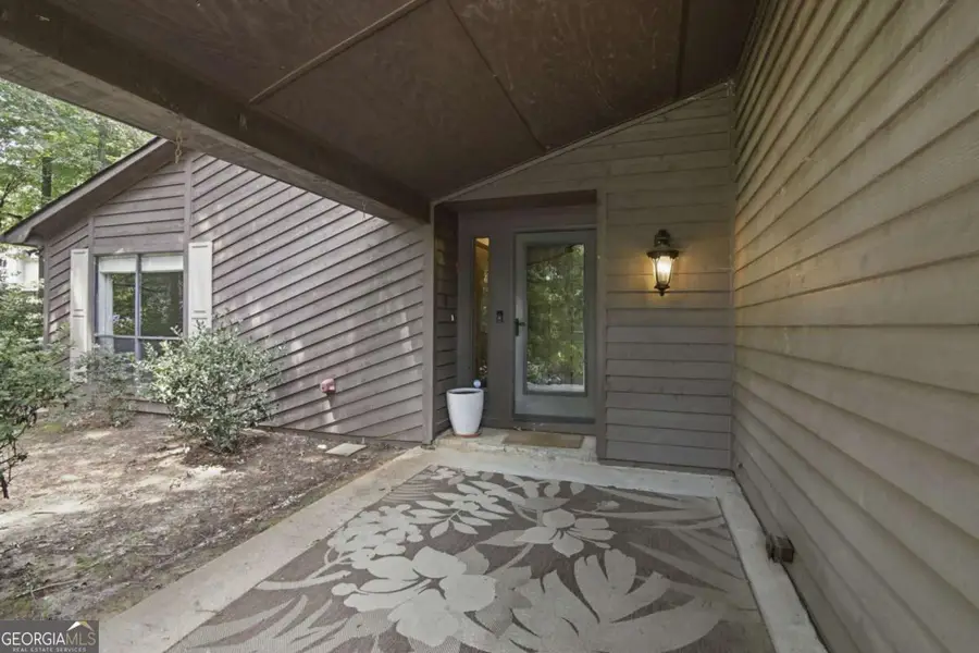 3768 Creekstone Drive, Peachtree Corners, GA 30092 - #3