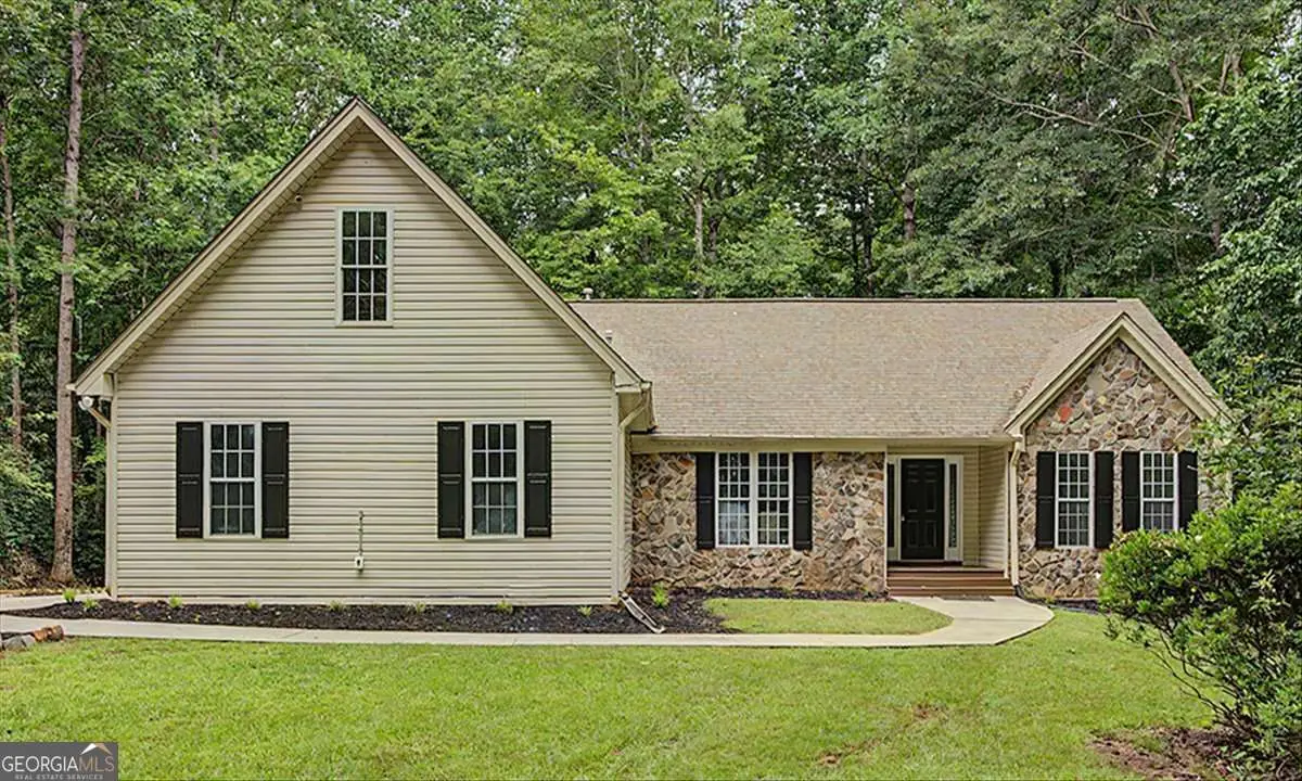 590 S Alexander Creek Road, Newnan, GA 30263 - #1
