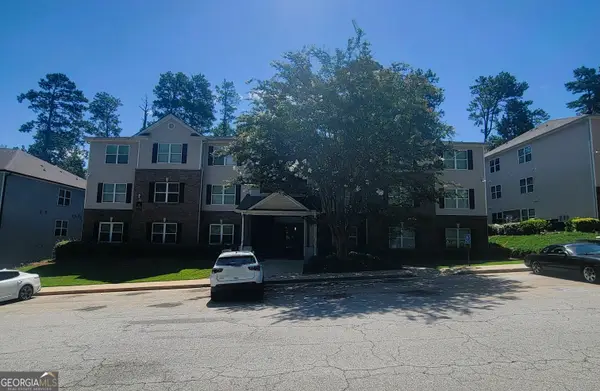 2204 Fairington Village Drive, Lithonia, GA 30038