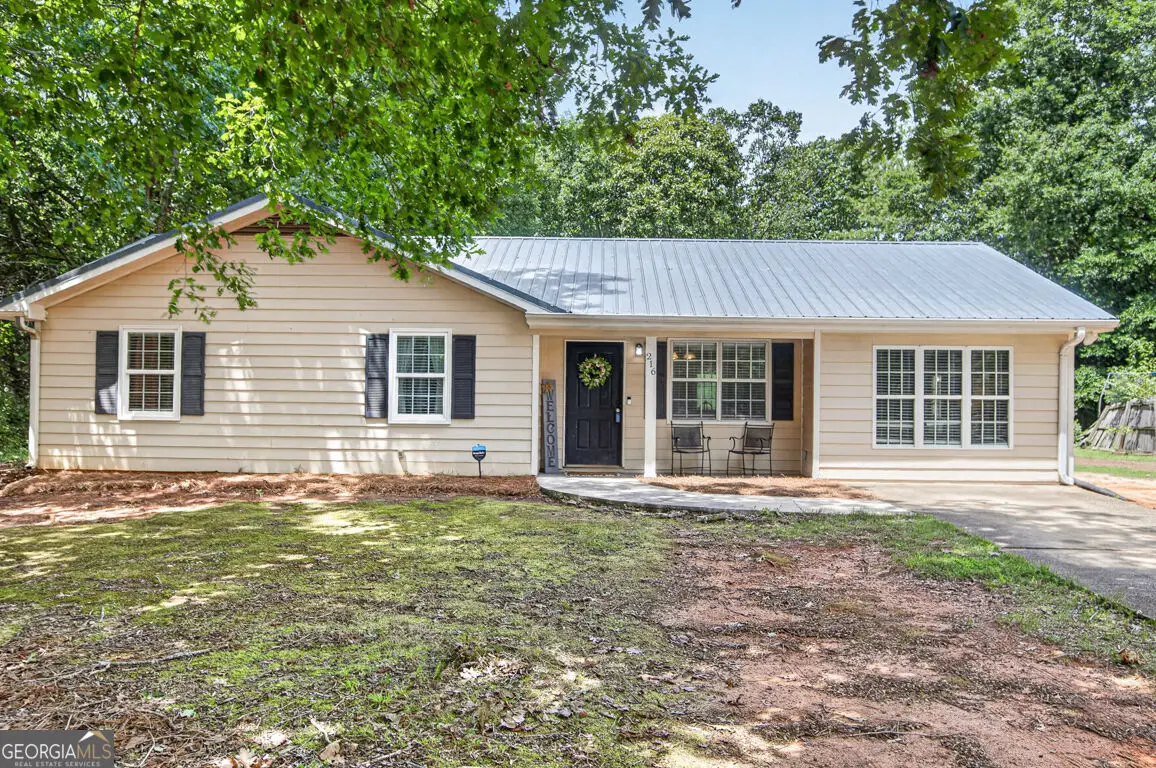 216 Brooks Lane, Winder, GA 30680 - #1