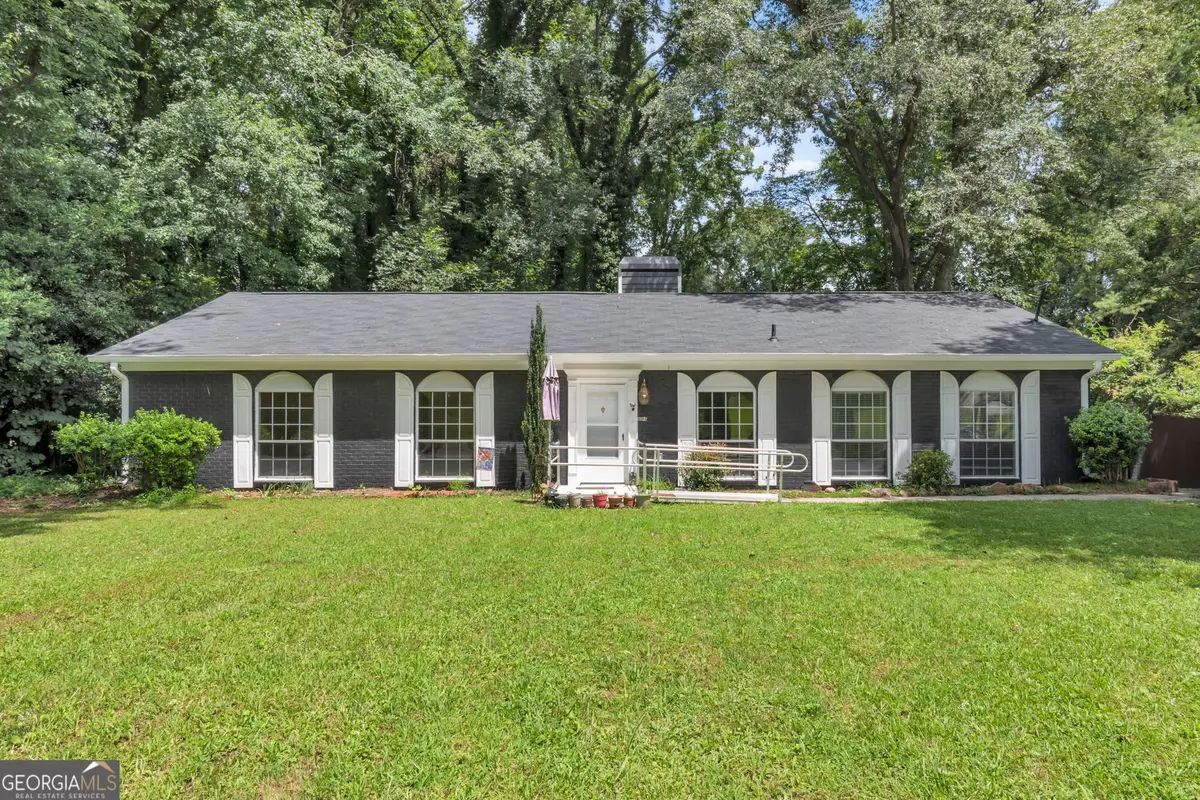 4184 Indian Forest Road, Stone Mountain, GA 30083 - #1