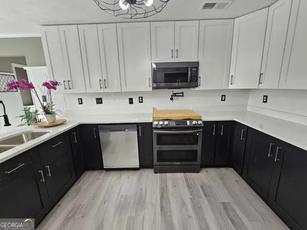 855 John Court, Lawrenceville, GA 30046