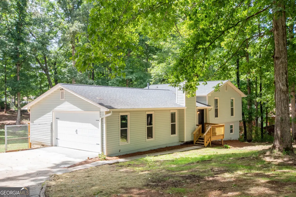 240 Hearthstone Drive W, Newnan, GA 30263 - #1