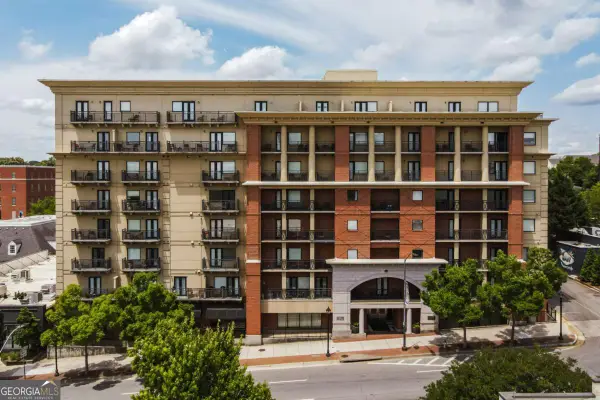 250 Broad Street #706, Athens, GA 30601
