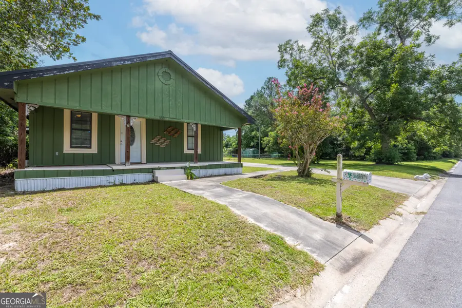 1801 Creswell Street, Waycross, GA 31503 - #2