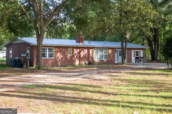 1526 Rayonier Road, Jesup, GA 31545