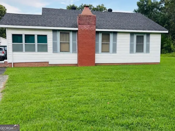 1385 W Currahee Street, Toccoa, GA 30577