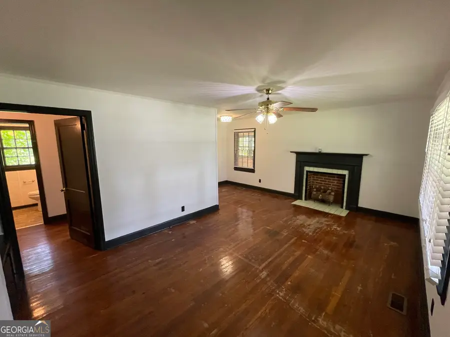 110 Peter Street, Cochran, GA 31014 - #3