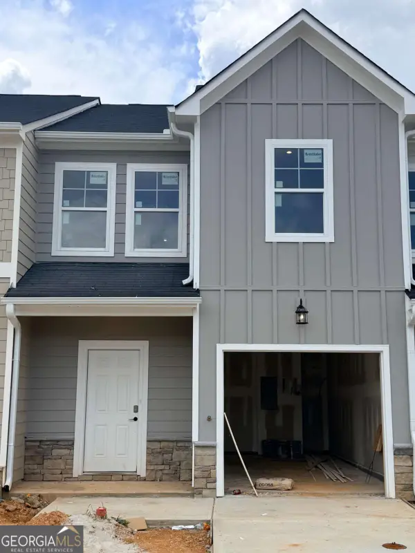 325 Rolling Green Road #103, Adairsville, GA 30103
