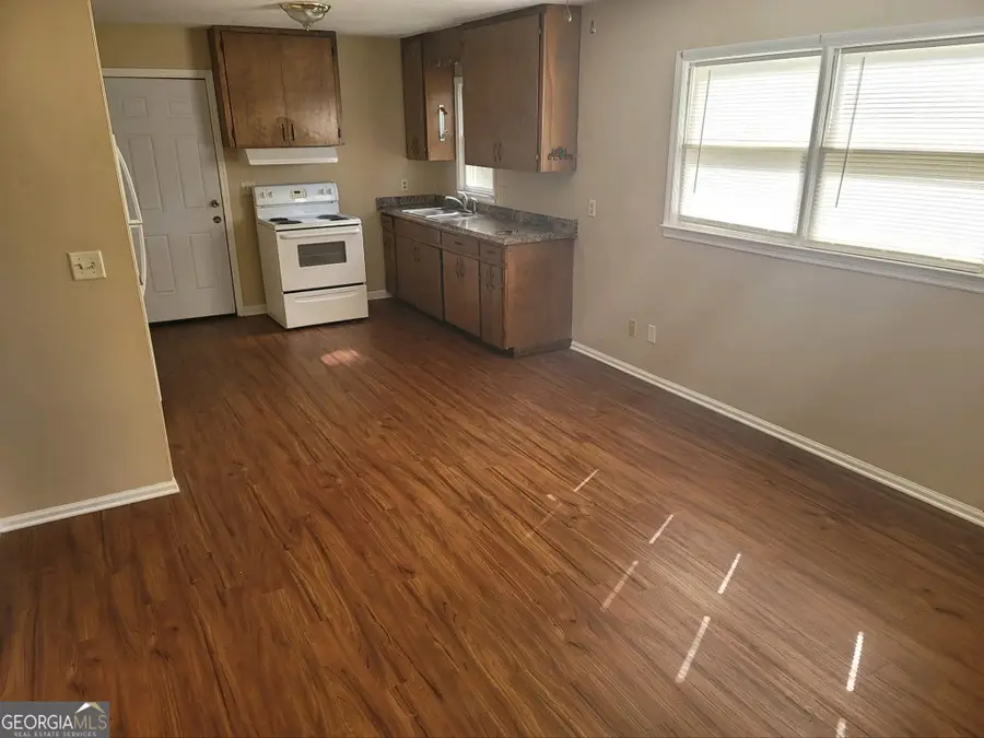 1210 Douglas Circle, Americus, GA 31709 - #3
