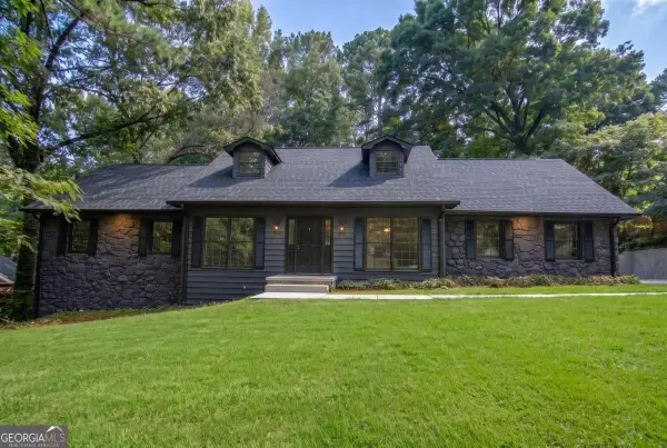 4877 Alpine Drive Sw, Lilburn, GA 30047