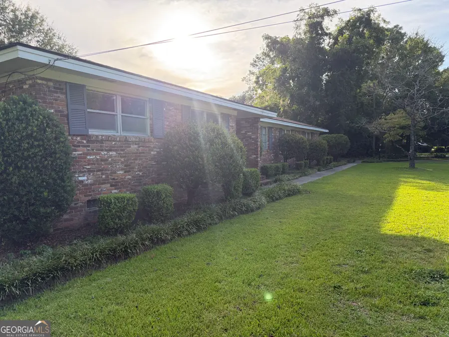 1606 Roberson Street, Dublin, GA 31021 - #2