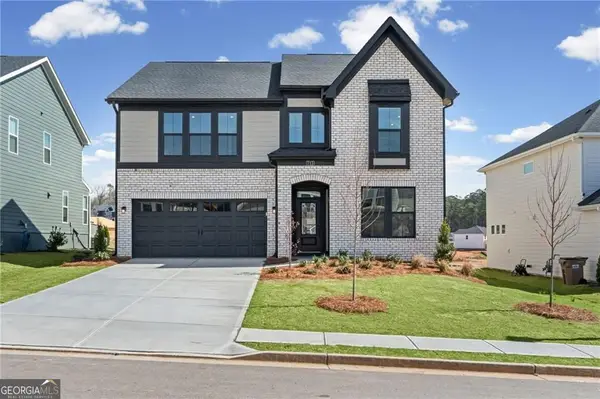 713 Crystal Lake Parkway, Hoschton, GA 30548
