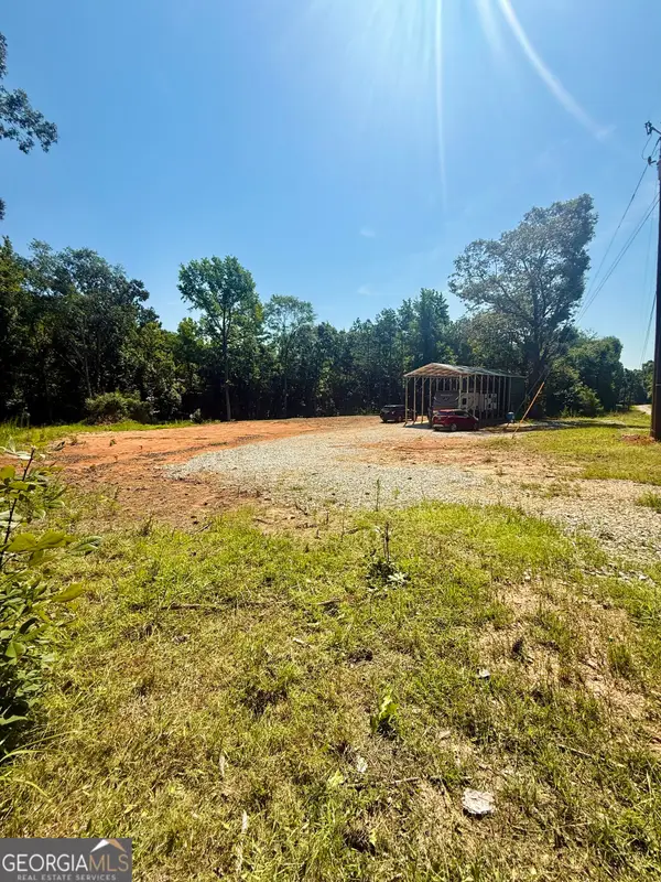 1582 Armour Circle, Elberton, GA 30635