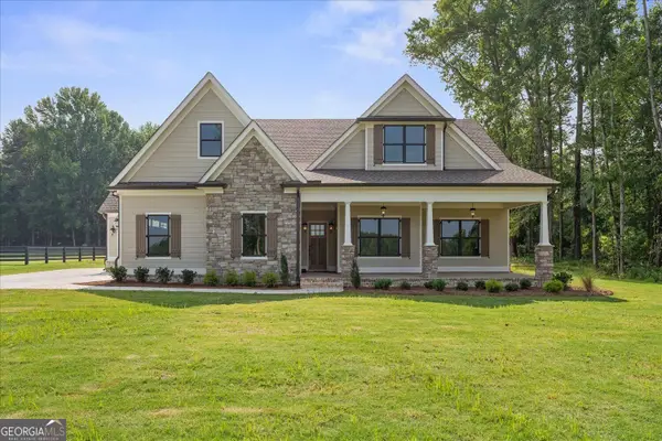 947 Lake Varner Drive, Covington, GA 30014