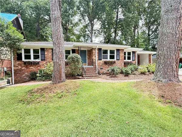 693 N Superior Avenue, Decatur, GA 30033