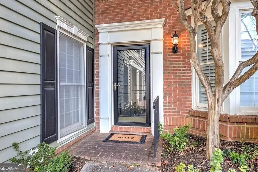 27 Mount Vernon Circle, Sandy Springs, GA 30338 - #2