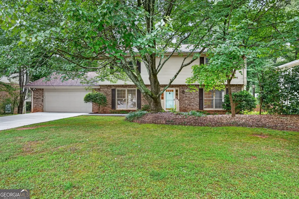 4682 Stonehenge Drive, Dunwoody, GA 30360 - #1