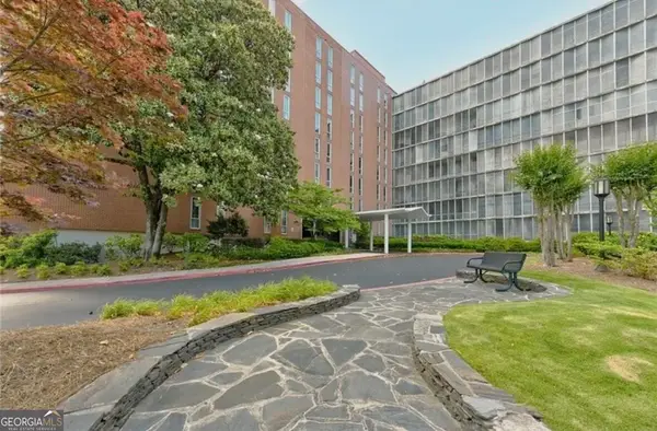 3060 Pharr Court Nw #822, Atlanta, GA 30305