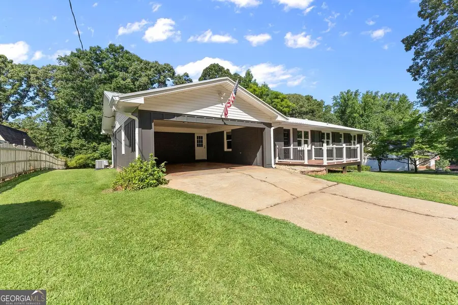 5880 Norton Circle, Flowery Branch, GA 30542 - #3