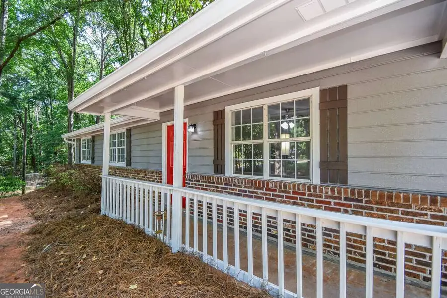 110 E Country Woods Drive, Covington, GA 30016 - #3