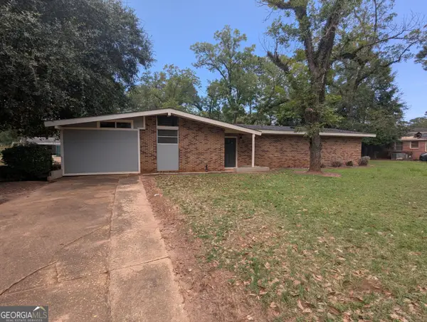 2021 Whispering Pines Road, Albany, GA 31707