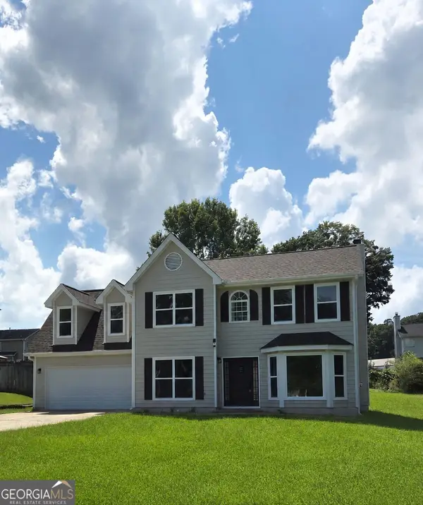 8495 Glendevon Court, Riverdale, GA 30274